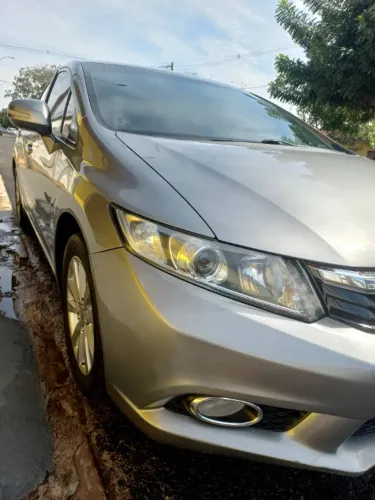 Honda Civic Sedan LXR 2.0 Flexone 16V Aut. 4P 2014