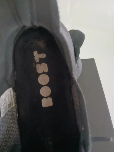 Tênis masculino adidas modelo boost,tamanho 40preto estiloso, super conservado ,sem avaria