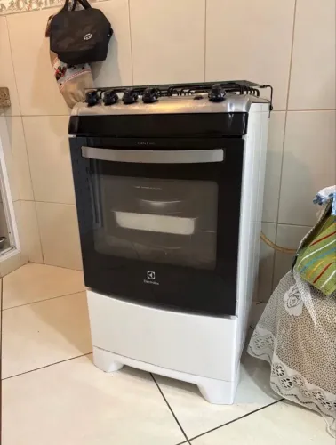 FOGÃO ELECTROLUX ELÉTRICO SEMINOVO!
