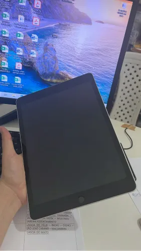 iPad geração 9 - 64 gb - acompanha caneta 