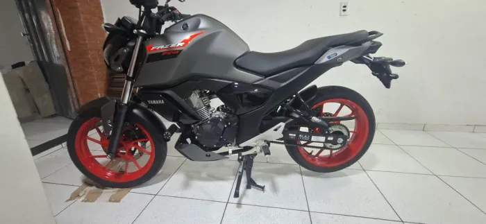 Fz 15 ano 2025 a mais nova da paraiba com apenas 849 km rodados Revisada emplacada 