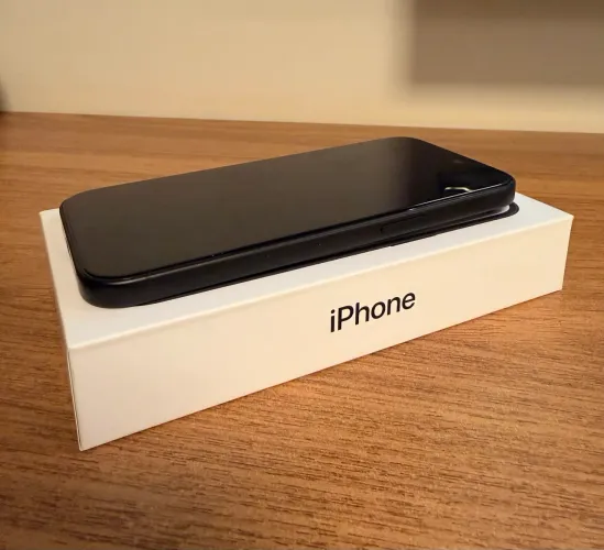 iPhone 15 Black - 256Gb Usado