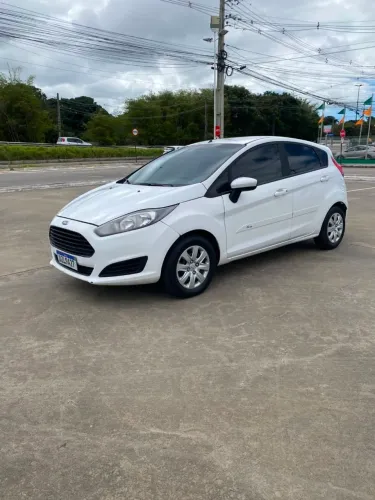 Ford Fiesta 1.5 16V Flex Mec. 5P 2015