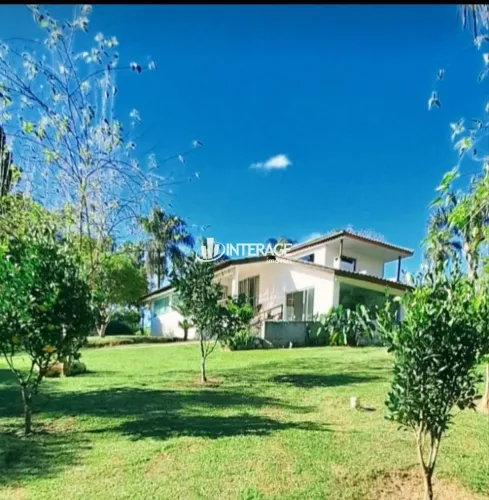Chácara com 4 dormitórios para alugar, 1300 m² por R$ 6.560/mês - Bateias - Campo Largo/PR