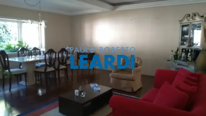 CASA EM CONDOMÍNIO - ALPHAVILLE 3 - SP