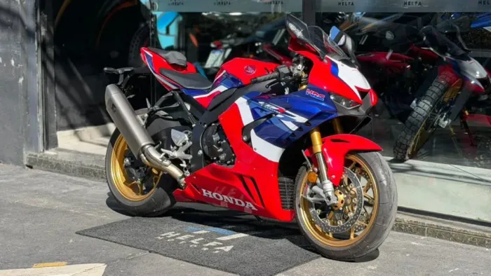 HONDA CBR 1000 RR-R Fireblade SP