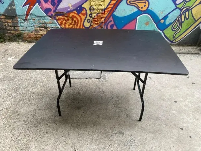 Mesa Dobrável Portátil Preta | Excelente Estado | 20 Unidades Disponíveis