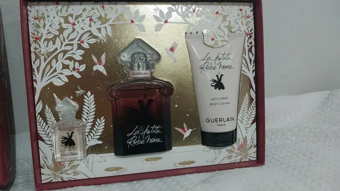 La Petite Robe Noire Eau de Parfum Intense
