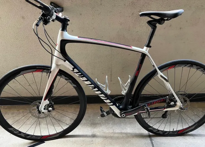 Bike Specialized Sirrus Híbrida Carbono XL 2013