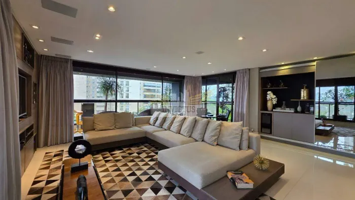 Apartamento Duplex com 3 Quartos no Edificio Mozart para Comprar, 190m² - Bairro Jardim, S