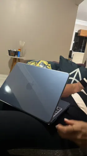 VENDO MACBOOK NEO 