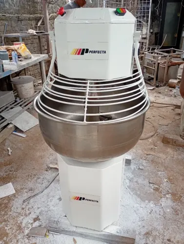 Masseira aspiral 40 kilos de massa pronta Perfecta 