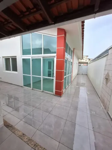 ALPHA GARDEN, 1 SUÍTE, + 2 SEMI SUÍTE, ARMÁRIOS E AR, EDÍCULA