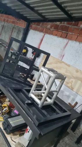 Base q30 boxtruss aço