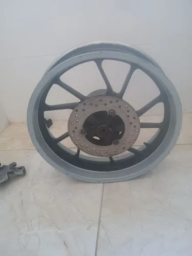 Roda traseira fz 15 fz25 fazer 250