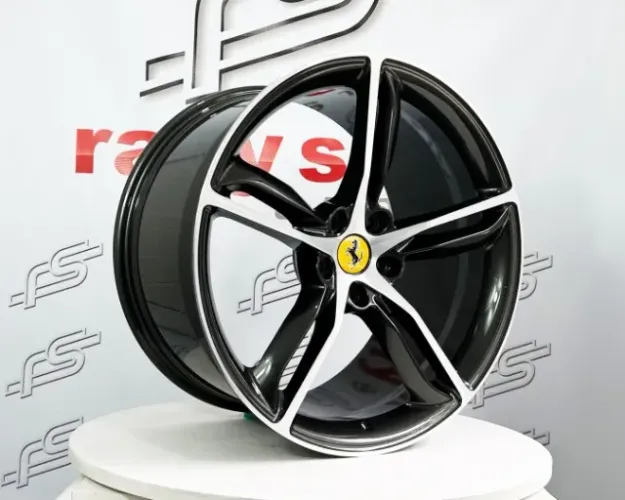 Jogo de Roda Ferrari 458/488 Grafite Brilhante Diamantado 5x114 - 20x8,5 e 20x11 Offset 30