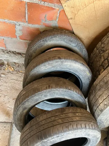 PNEUS ARO 15