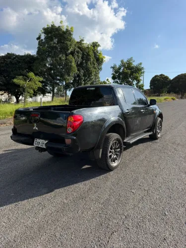 Mitsubishi L200 Triton HPE 3.2 CD TB Int.diesel AUT 2010