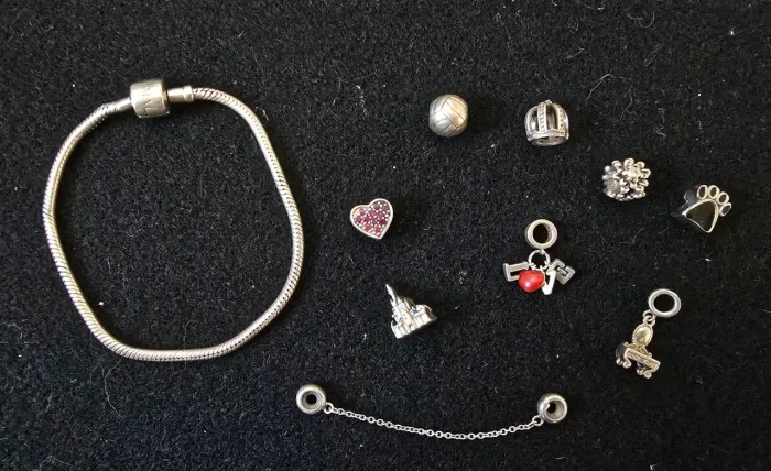 Pulseira Vivara Original + Berloques Pandora/Vivara Originais