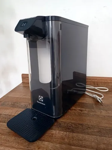 Purificador de Água Electrolux Acqua Pure PE12G Bivolt Com Defeito