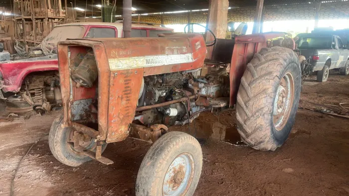 Ttrator massey feguison 275