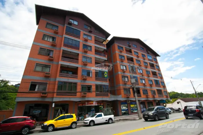 Apartamento disponível para locação no bairro no Bairro Vila Nova, em Blumenau.