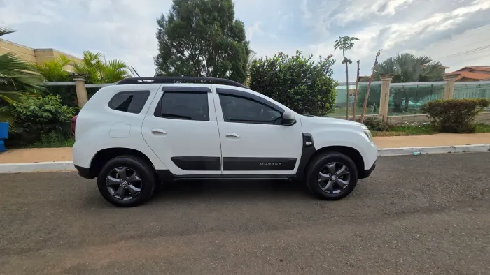 Renault Duster Zen 1.6 16V Flex MEC 2022