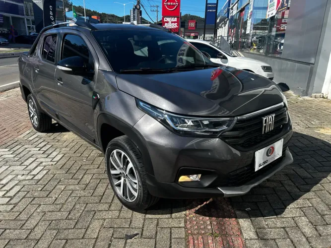 Fiat Strada Volcano 1.3 Flex 8V CD 2025