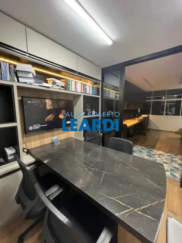 CONJ. COMERCIAL - PINHEIROS - SP