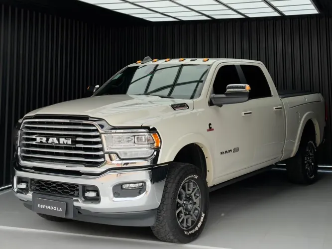 Ram 3500 Limited Longhorn 6.7 TB CD Diesel 2022