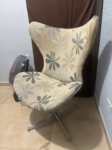 Poltrona de descanso, em Perfeito estado!