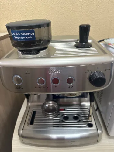 Vendo cafeteira expresso com moedor