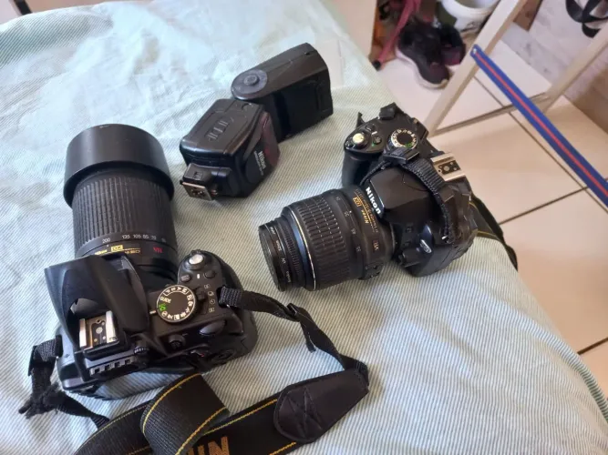 Vende se 2 câmera fotográfica boa lente 3.100 D e 6.0 D ou vende individual 1000 cada