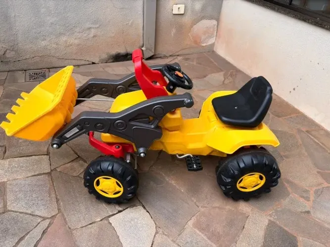 Trator Infantil Escavadeira Bandeirante