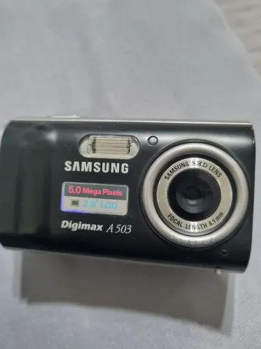 Máquina fotográfica Samsung digimax 5.0