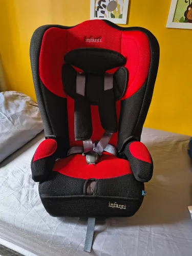 Cadeirinha infantil para veículo