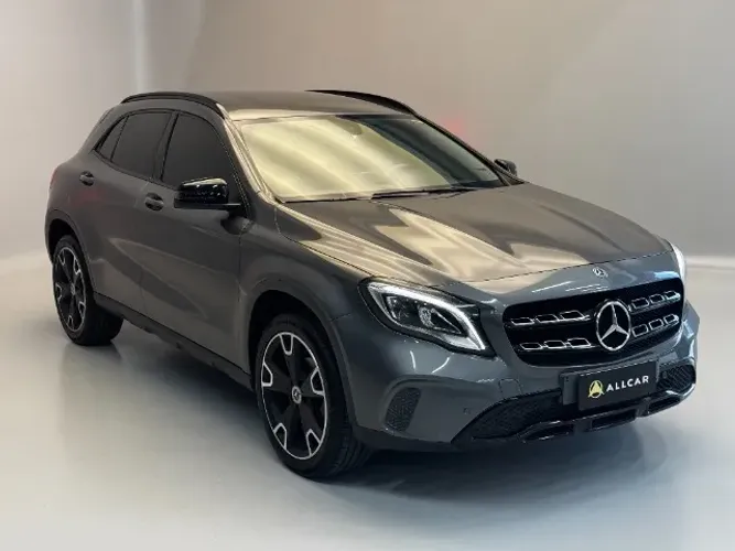 Mercedes-Benz GLA 200 Adv. 1.6/1.6 TB 16V Flex Aut. 2019