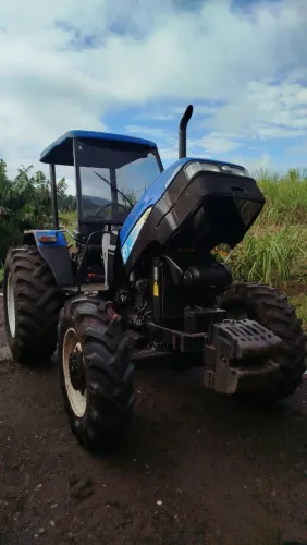 New Holland tl85e 2009