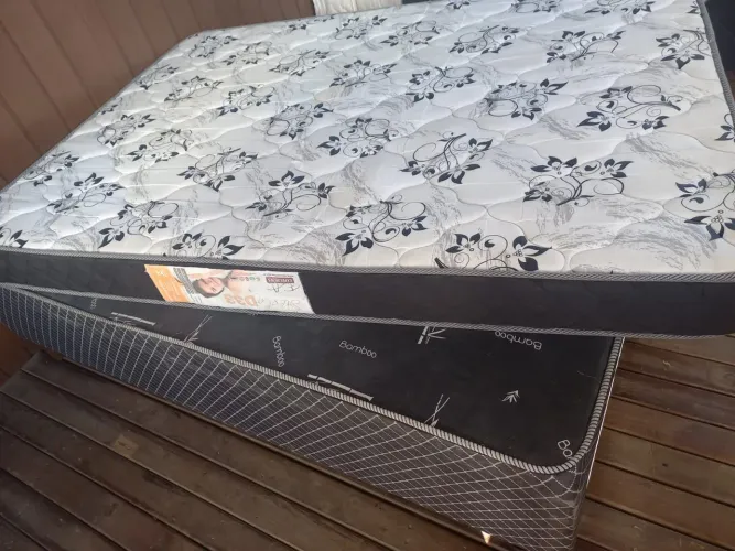 Cama Box de casal 