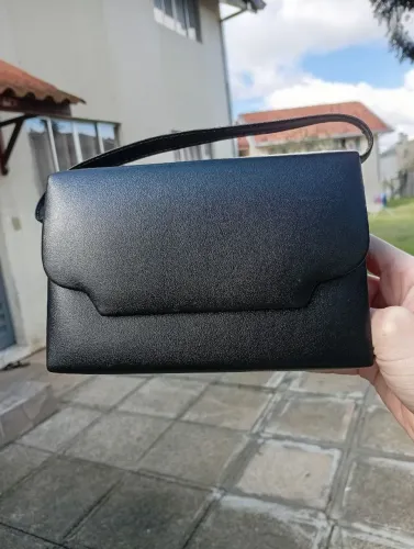 Bolsa preta pequena 