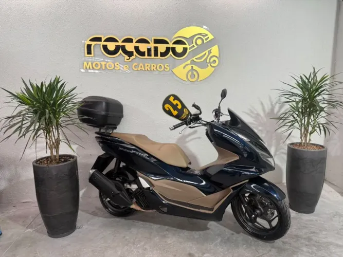PCX 160 DLX ABS 2025
