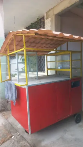 Carrinho de cachorro quente semi novo preço 4.000 ZAP *