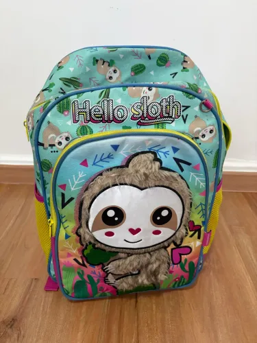 Mochila novinha