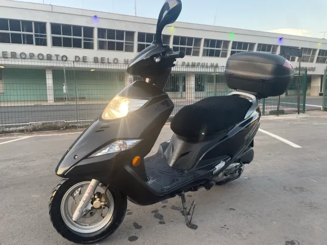 Suzuki Burgman 125 Injetada 2013