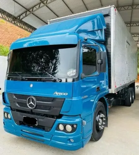 Mb Atego 2426 6x2 - 2013 Baú