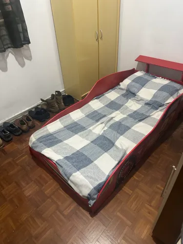 Vendo cama infantil do maqeen acompanha colchão de solteiro