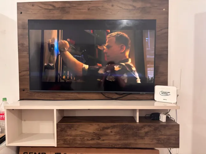 Painel de tv, em ótimo estado