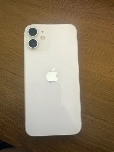 iPhone 12 mini e 7