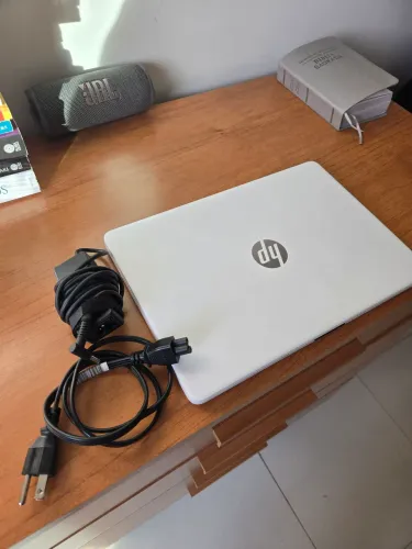 Laptop HP 14" Branco-Neve 