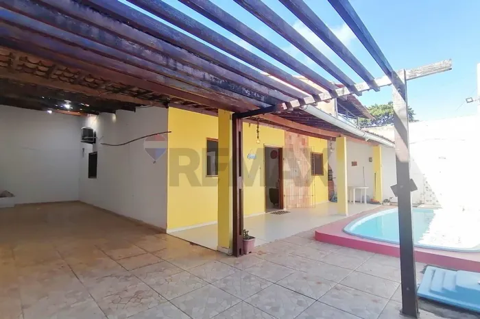 Casa a venda na Barra de Sto Antônio - 2 quartos - próximo a praia - R$ 245.000,00
